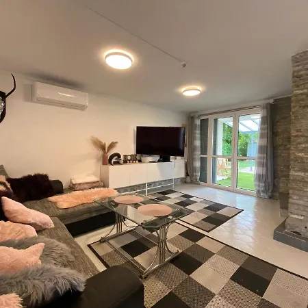 Maison Amaryllis Apartman Zamardi